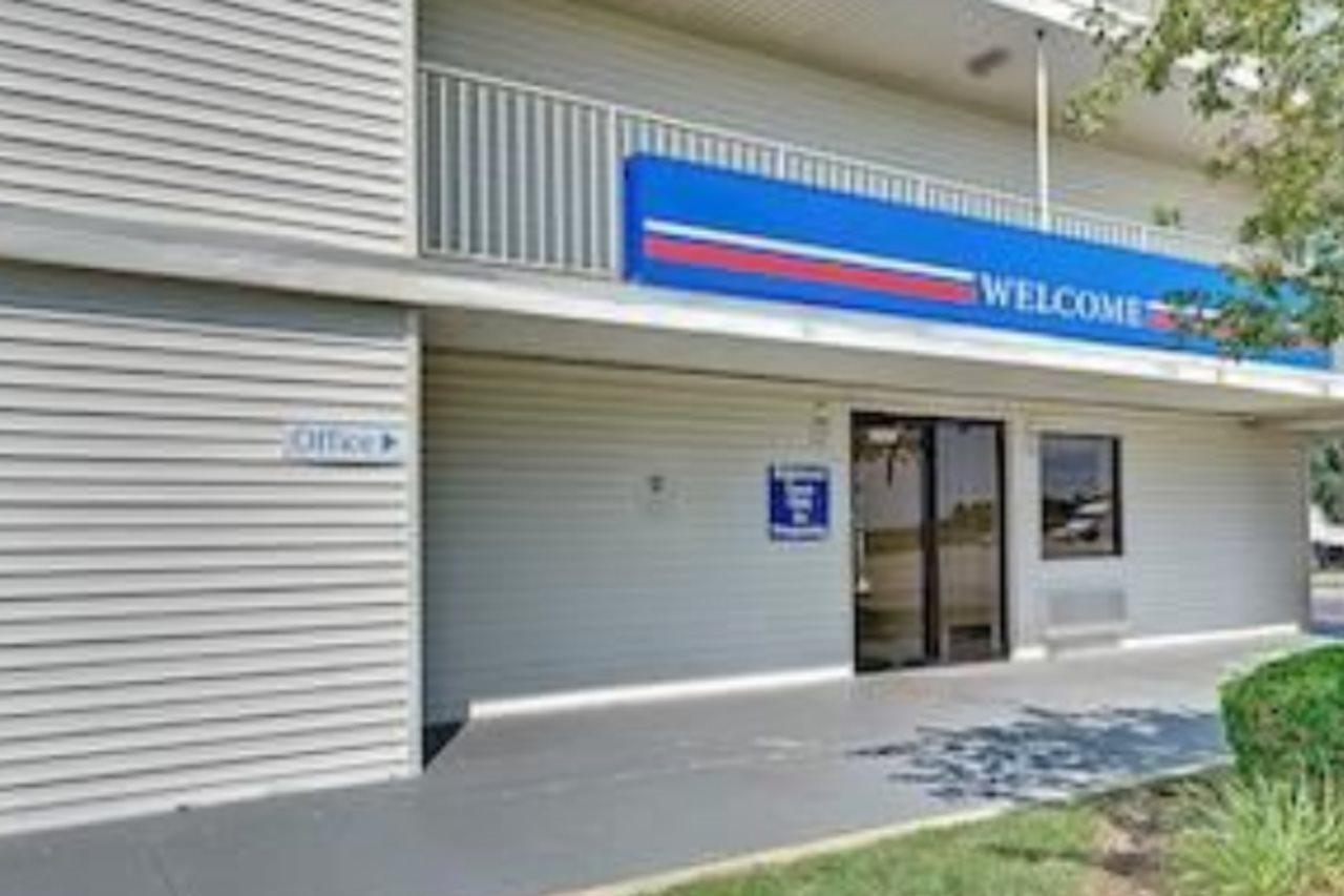 Motel 6 Chicago Southwest - Aurora Exteriér fotografie