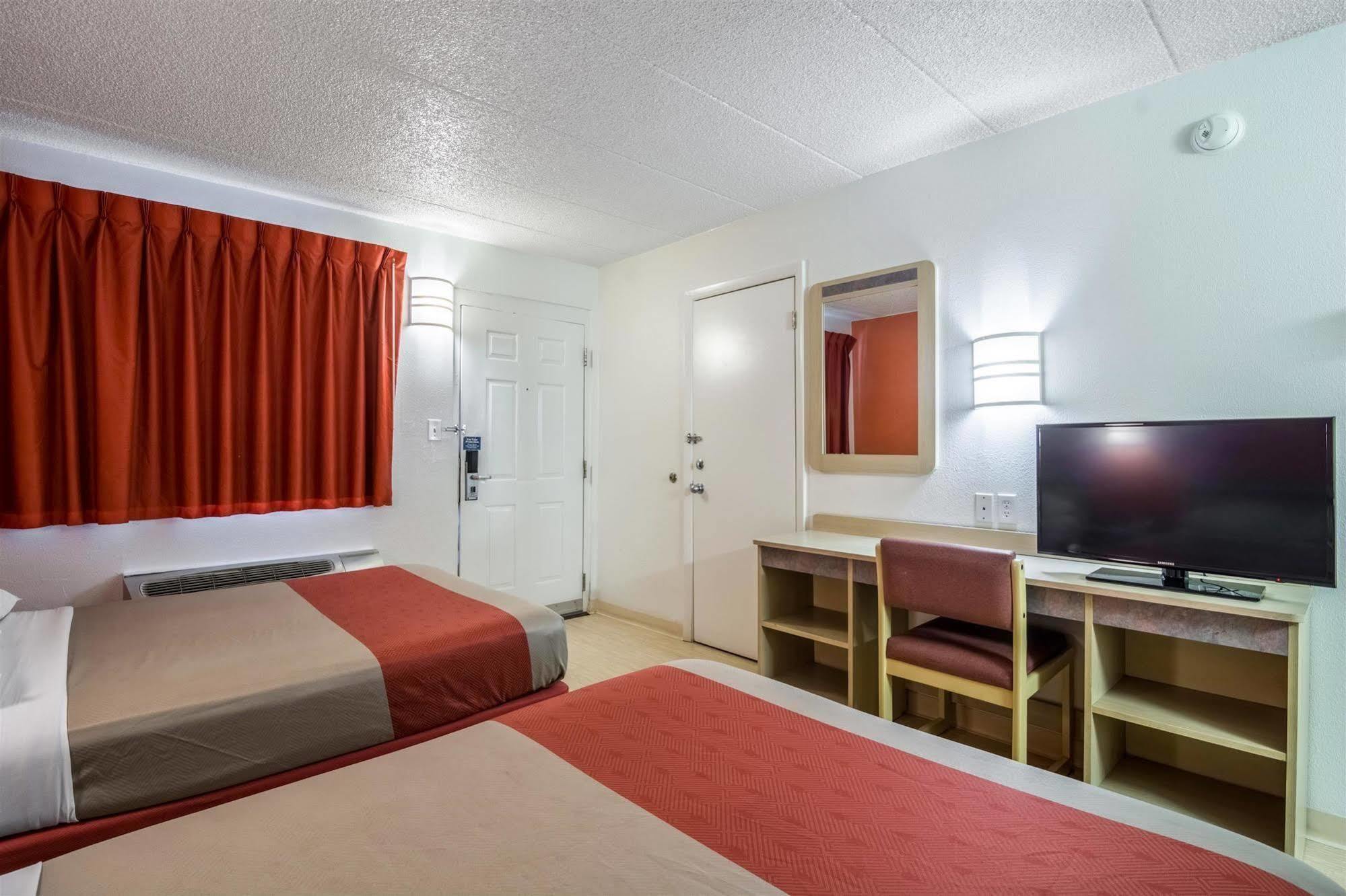 Motel 6 Chicago Southwest - Aurora Exteriér fotografie