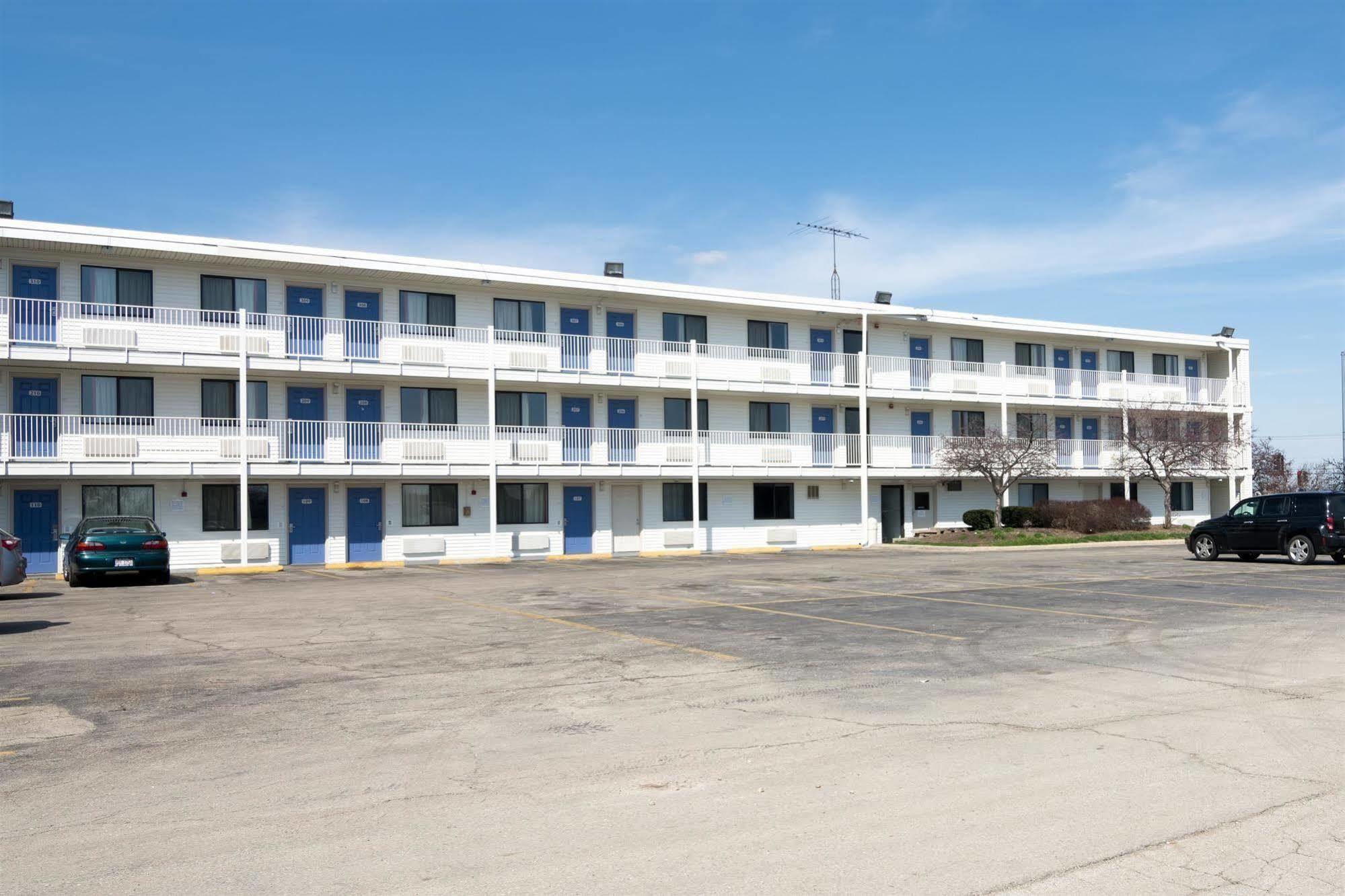 Motel 6 Chicago Southwest - Aurora Exteriér fotografie