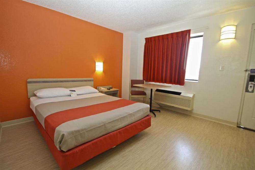 Motel 6 Chicago Southwest - Aurora Pokoj fotografie